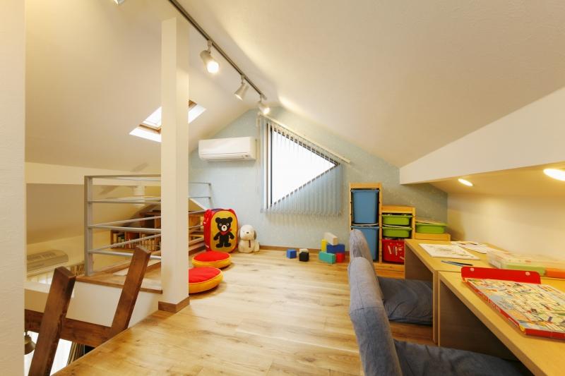 拡張したロフトはお子様の遊び場に。