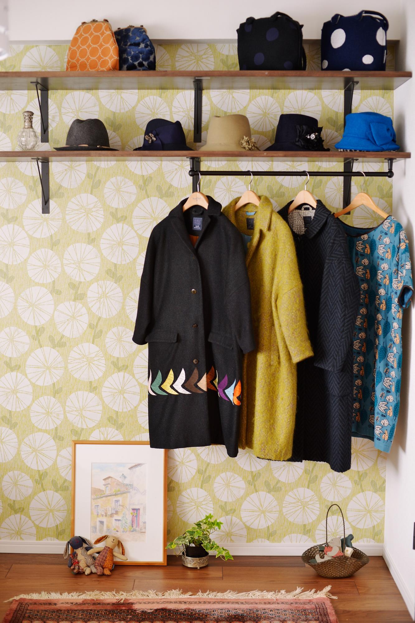 朝の洋服選びのワクワク感。
「好き」なものを選ぶ楽しさが毎日の暮らしを豊かに感じさせてくれます。