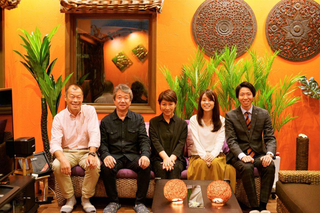 担当者との記念写真。
まるでリゾートホテルのよう。