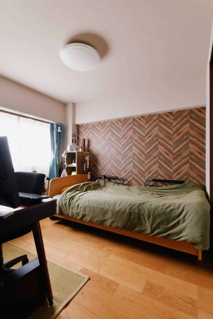 ご主人様の寝室はバリテイストのリゾート風に。