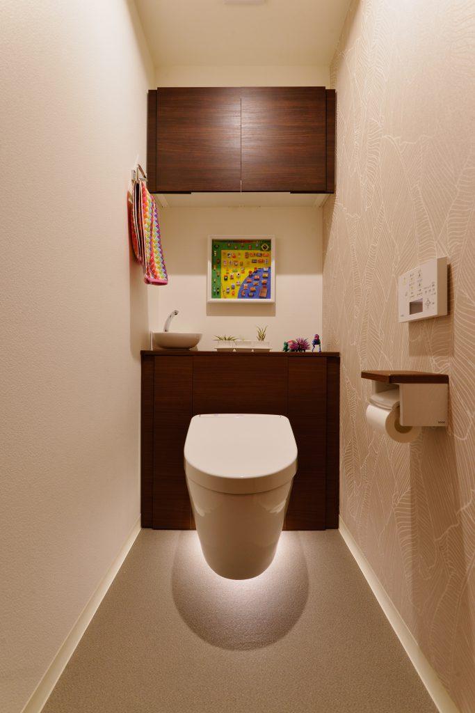 フロートトイレで上質感のある空間