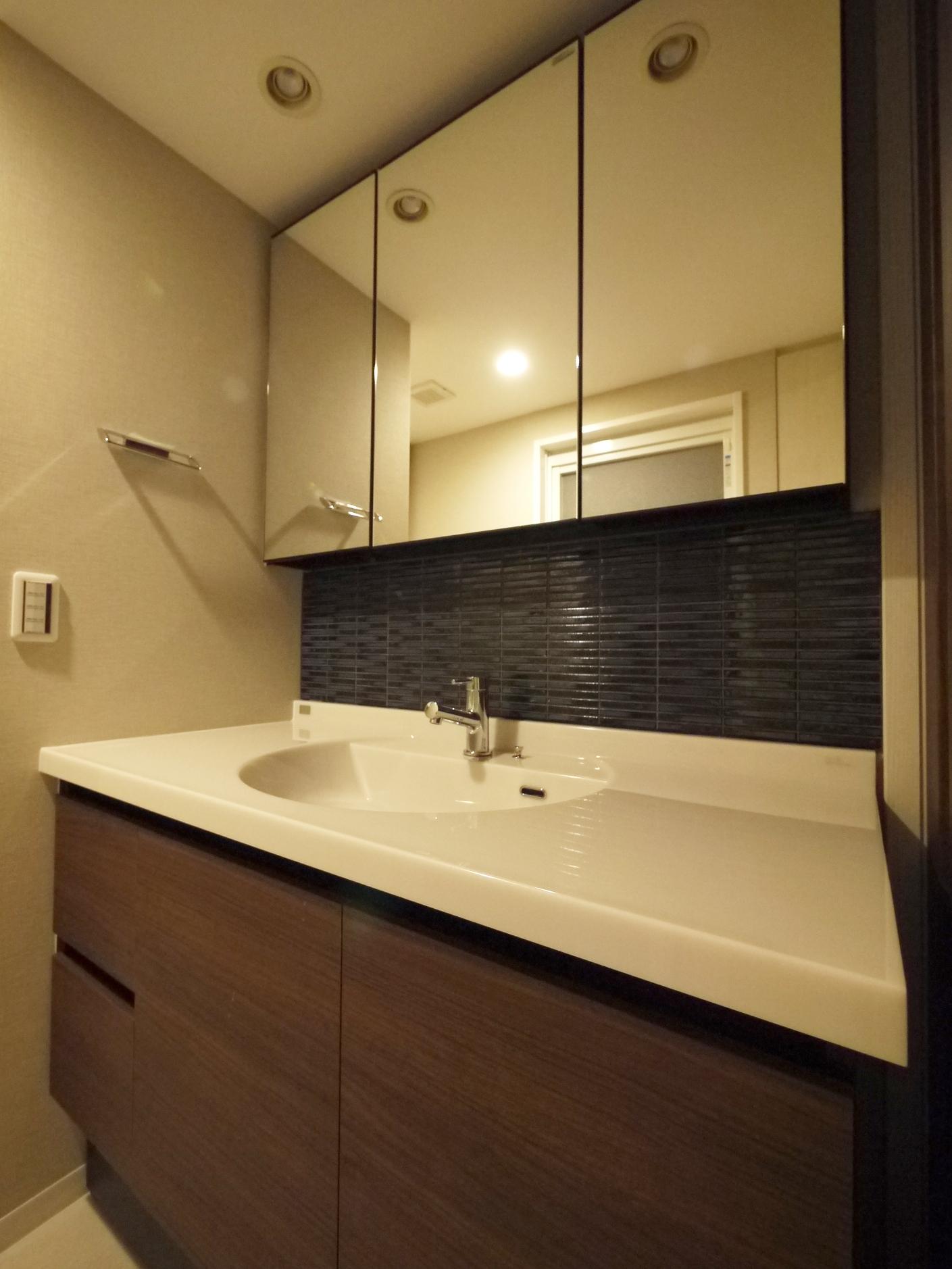 ホームズ アクセントのある空間づくり