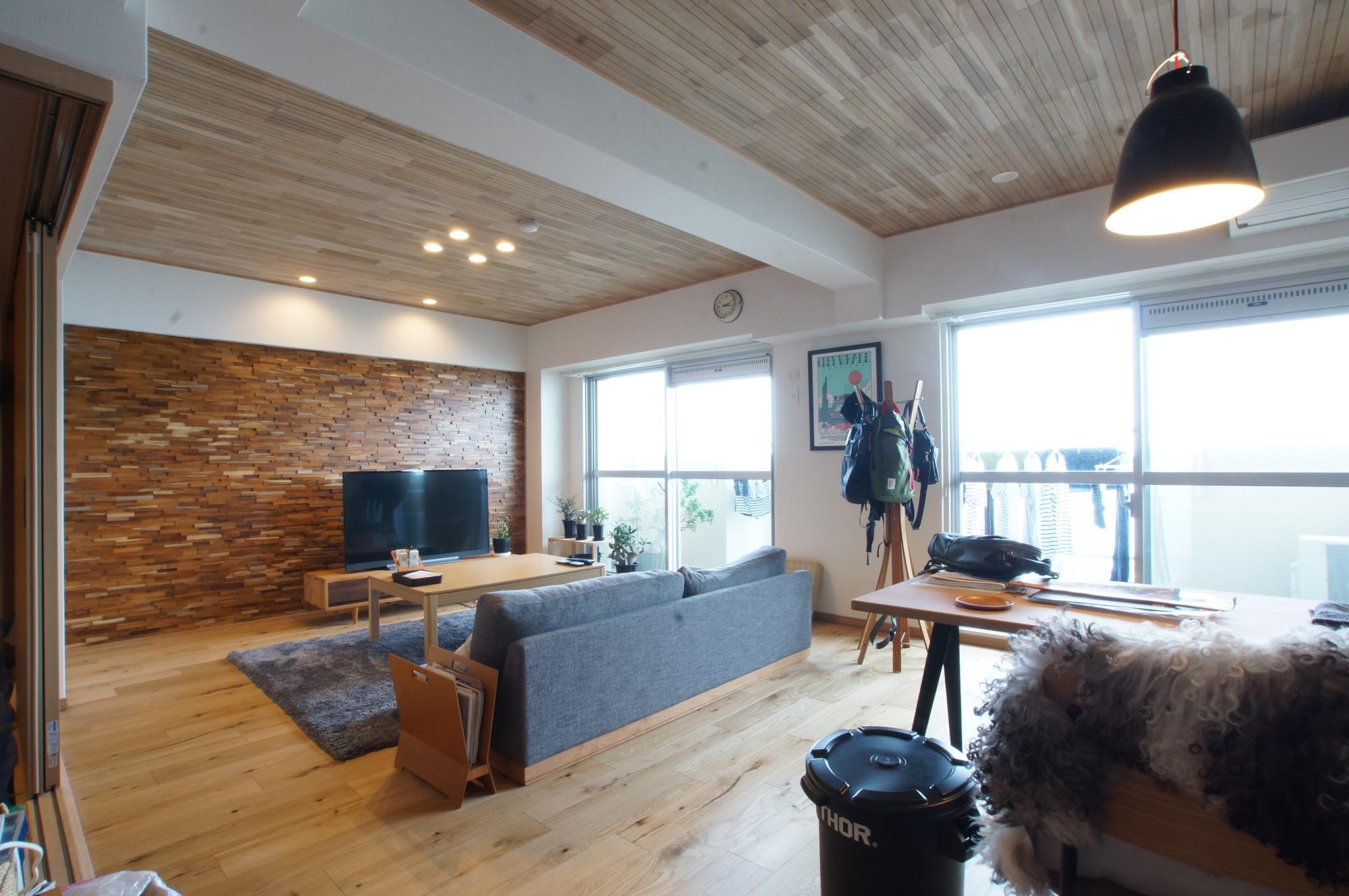 「施工品質管理マニュアル」「安全管理マニュアル」を完備し、現場任せにしたり、職人の技術や経験値だけに頼るのではなく、根拠のある家づくりを徹底。あんじゅホームが定める施工基準に基づき、誰が担当しても安定した施工品質をお約束いたします。

土地を取得し、新築で注文住宅を建てる方法以外に、理想の住まいを実現できるのがリノベーション。構造躯体からしっかり見直しますので、安心して暮らしていただけます。