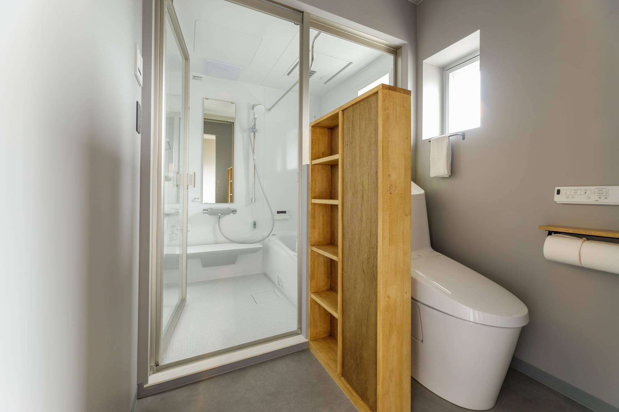 「【フルリノベマンション】膳所ハイツ」のお風呂・洗面所・トイレ
照明や動線にもこだわり、水回りは全て最新設備へと新調