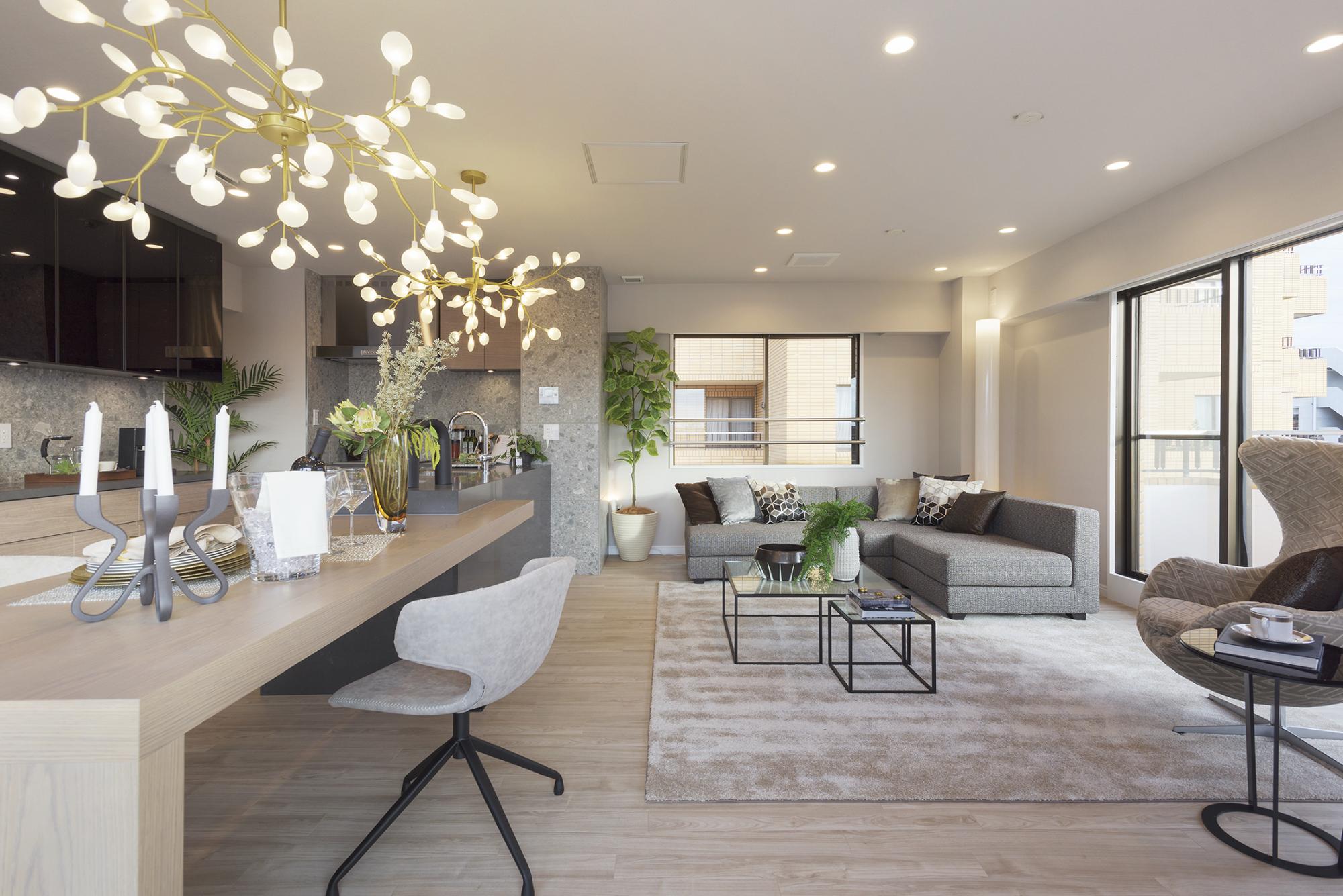 「ヴィンテージマンションの真骨頂」のリビングダイニング