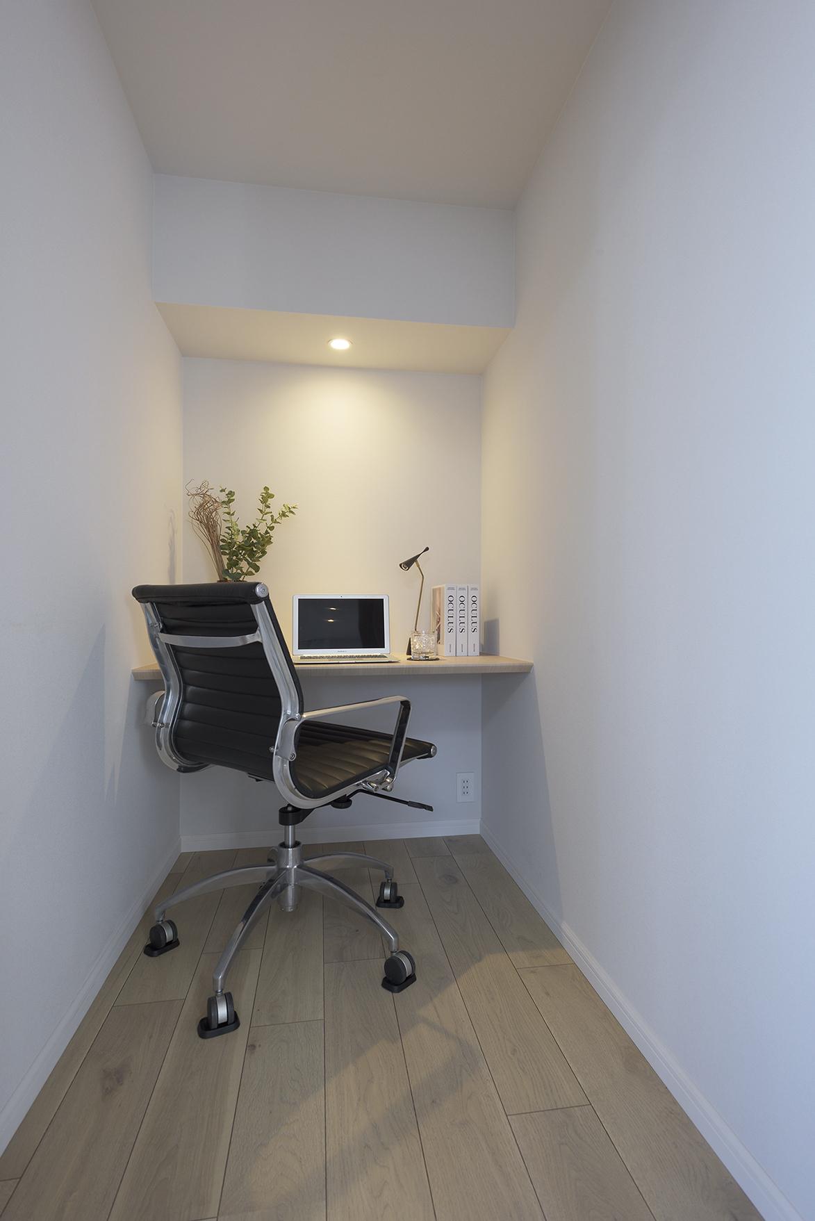 「ナチュラル＋和モダン」の書斎