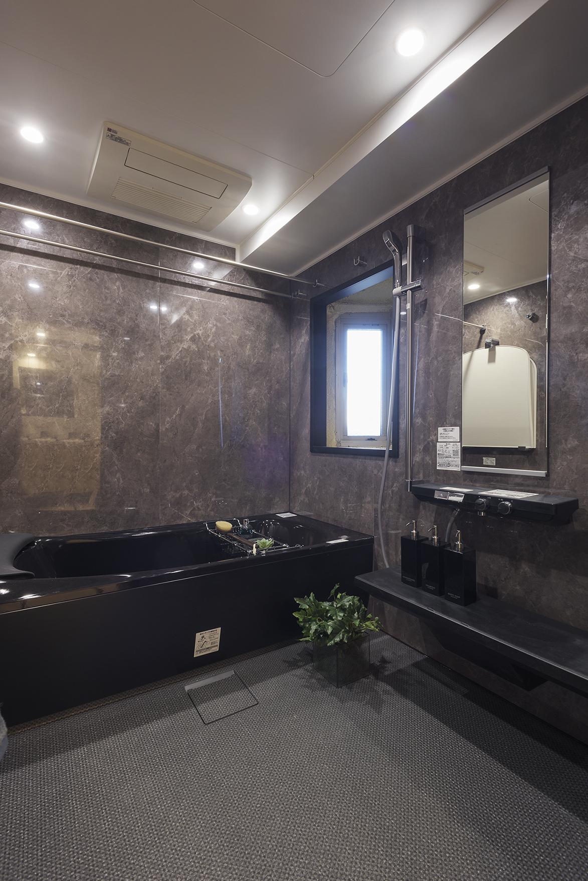 「ナチュラル＋和モダン」のお風呂・洗面所・トイレ