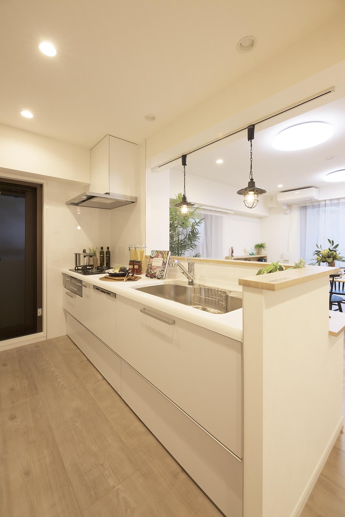 「herringbone×blue」のキッチン