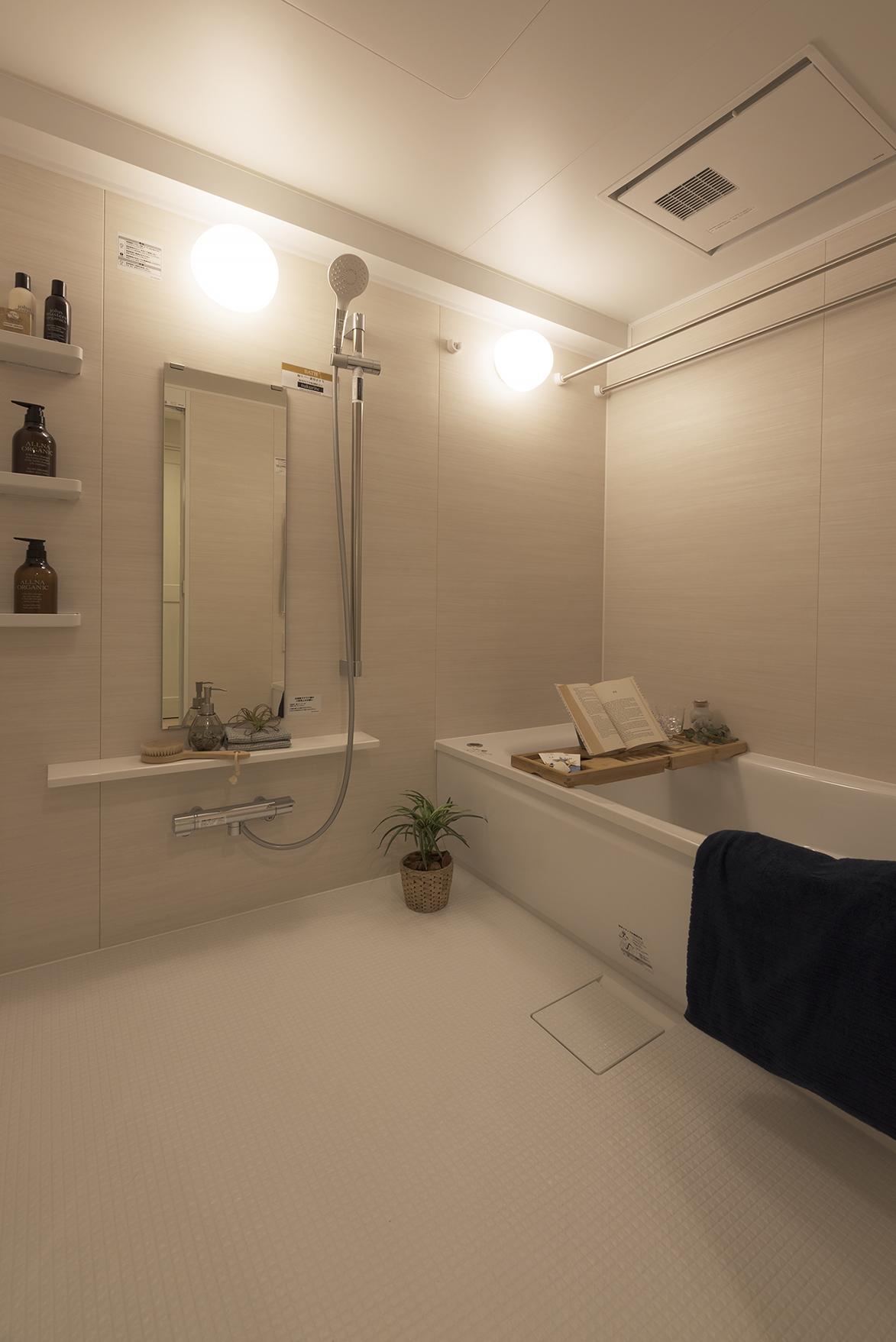 「herringbone×blue」のお風呂・洗面所・トイレ