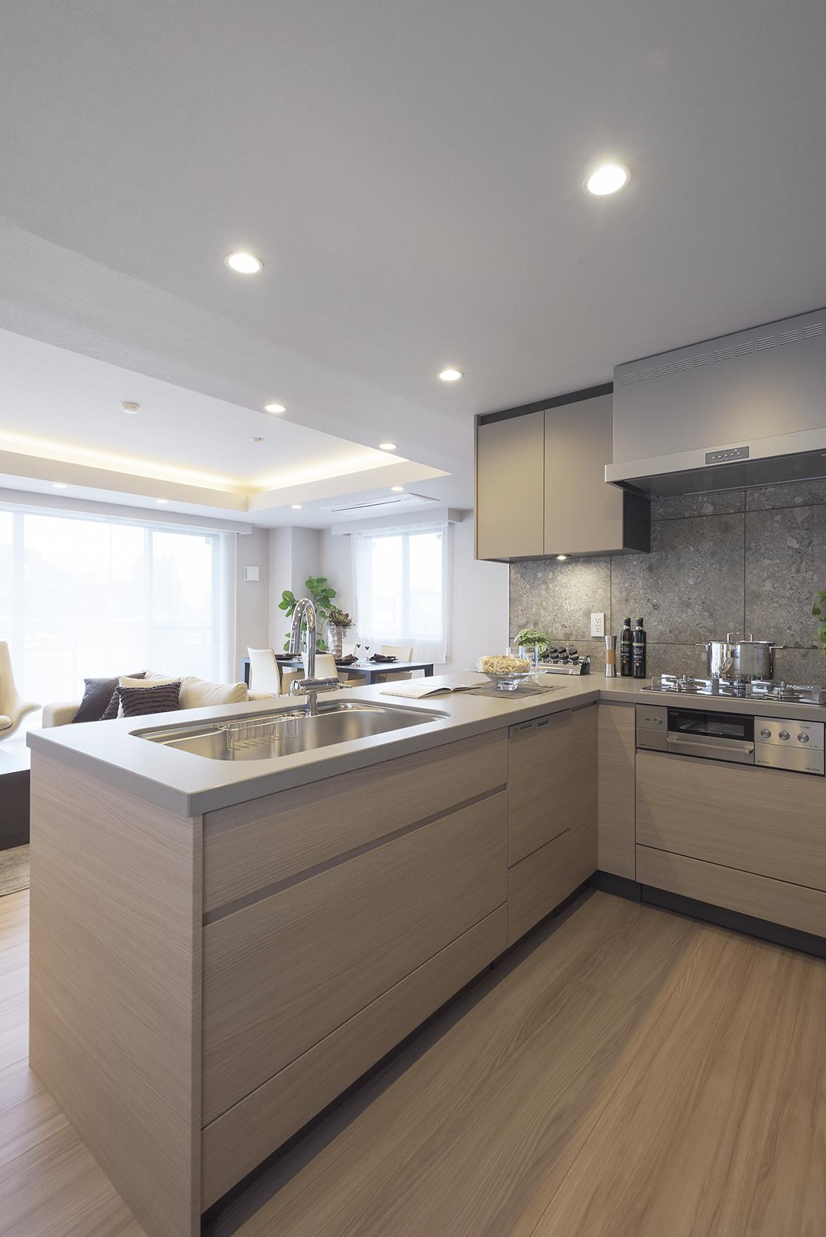 「静かな佇まい、ときめく感性。」のキッチン