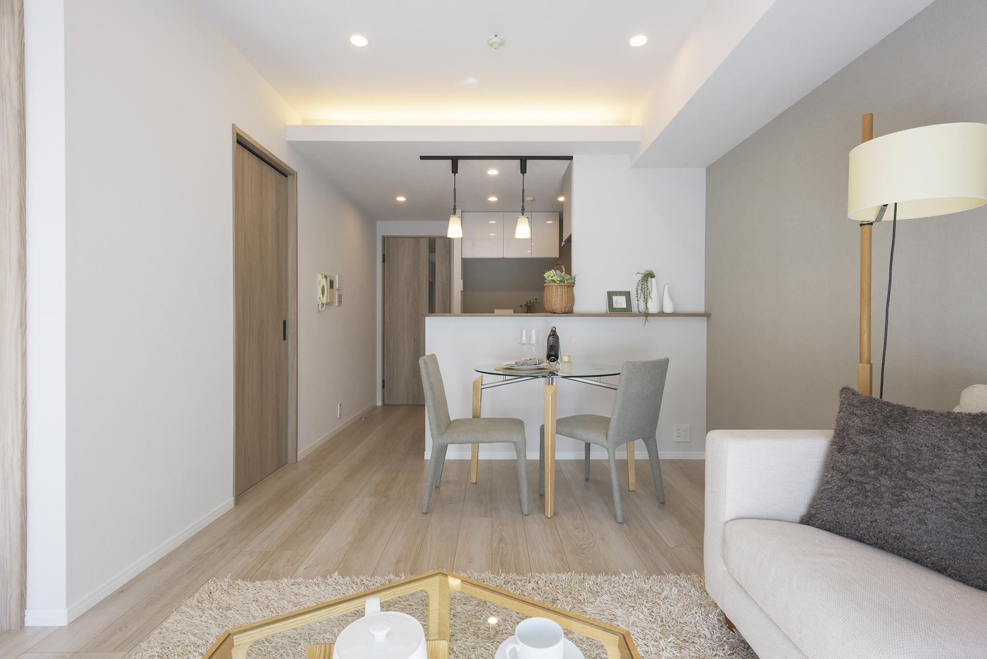 「おうちカフェ風」のリビングダイニング