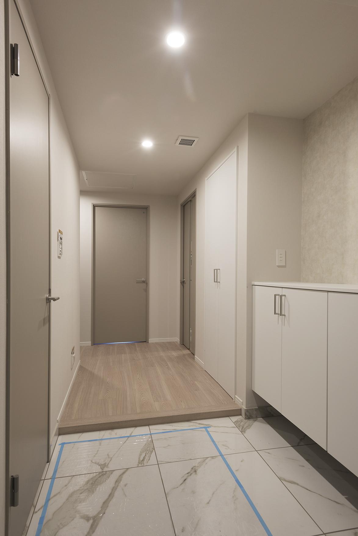 「非日常を楽しむ」の玄関・土間