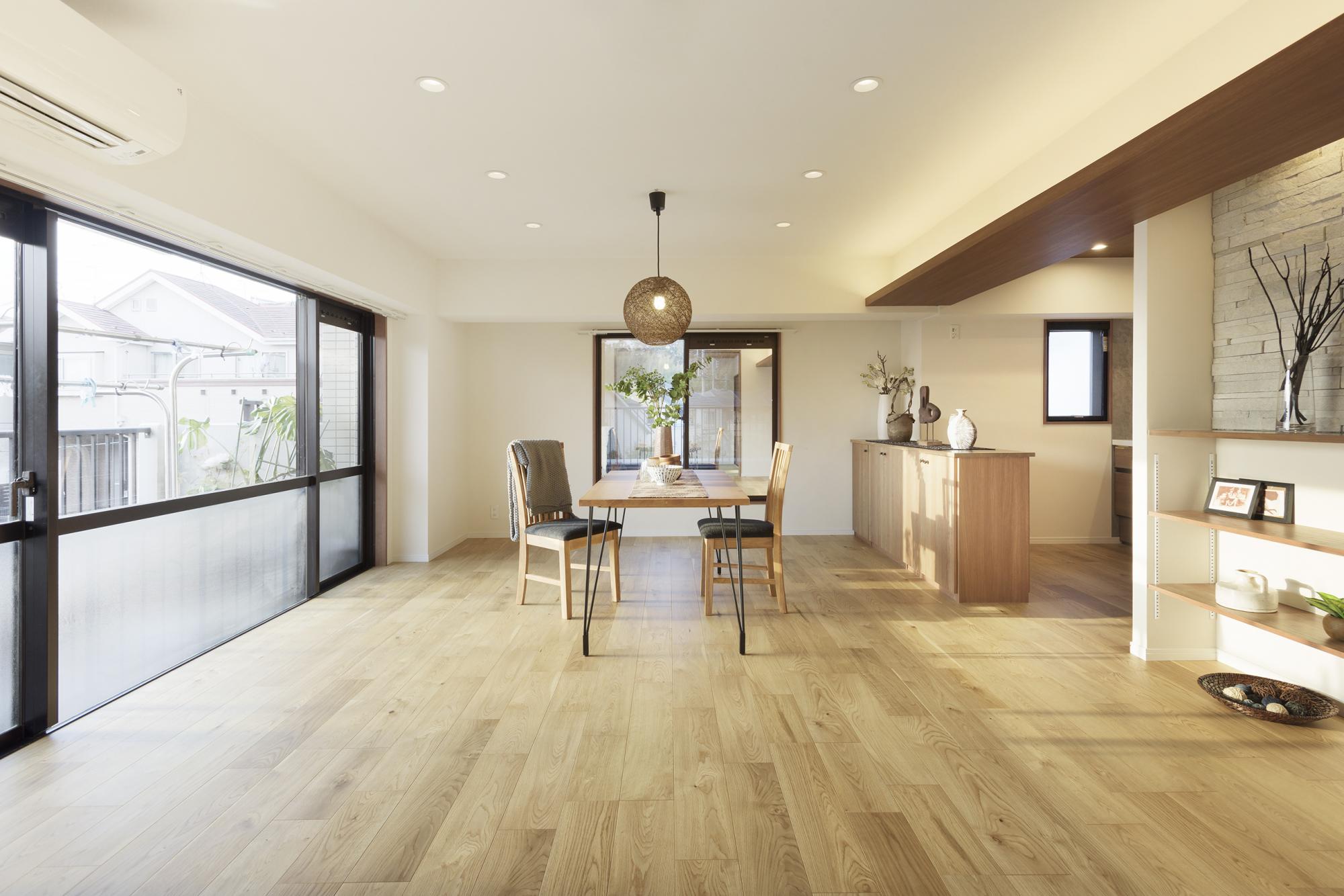 リビングダイニング