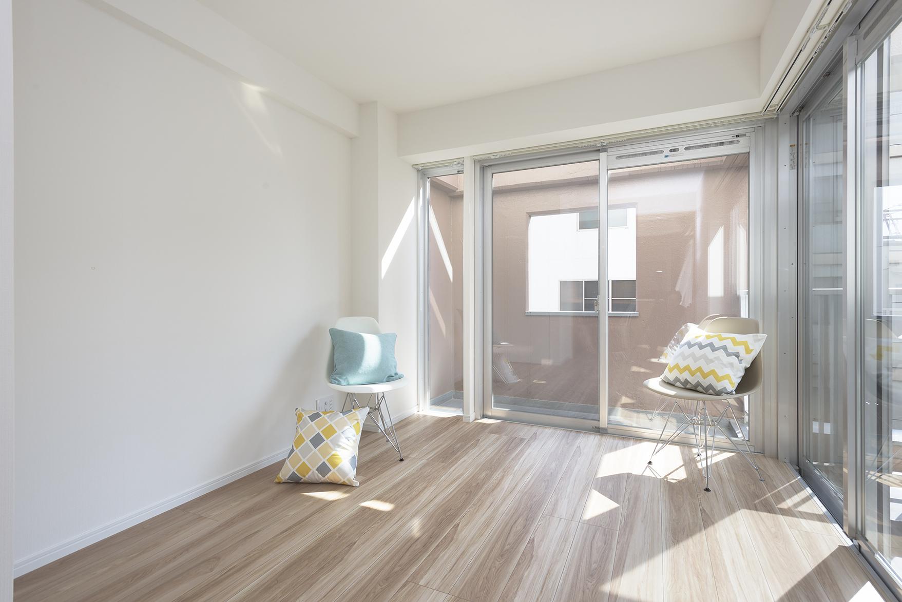 「こだわりのカラーコントラストが映える カフェ風リノベ」のその他