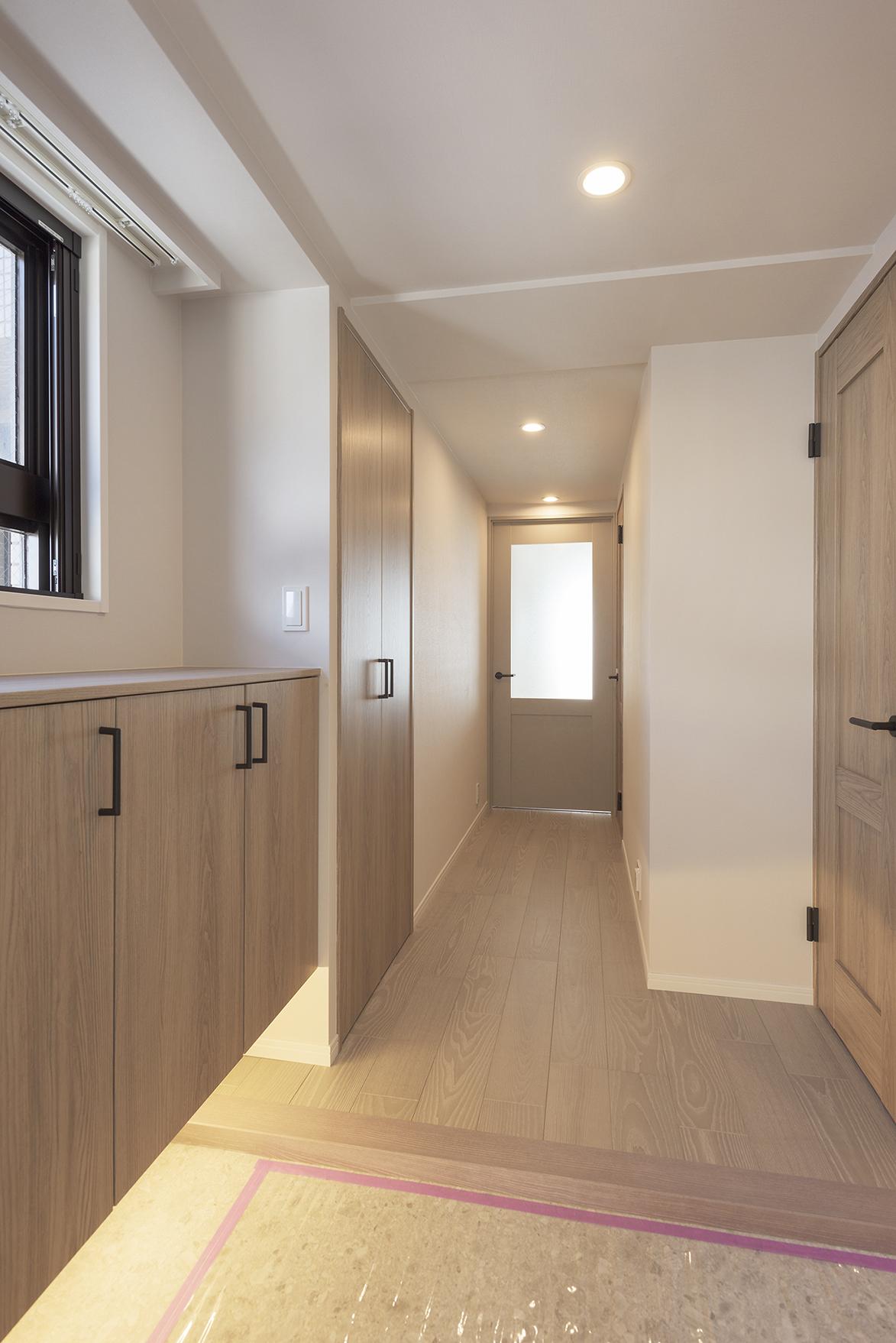 「コンパクトでも豊かに暮らす」の玄関・土間