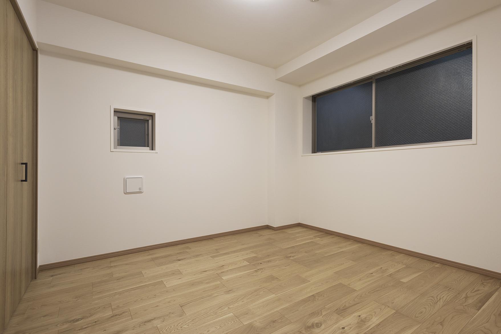 「オーク材が主役のナチュラルウッド空間」のその他