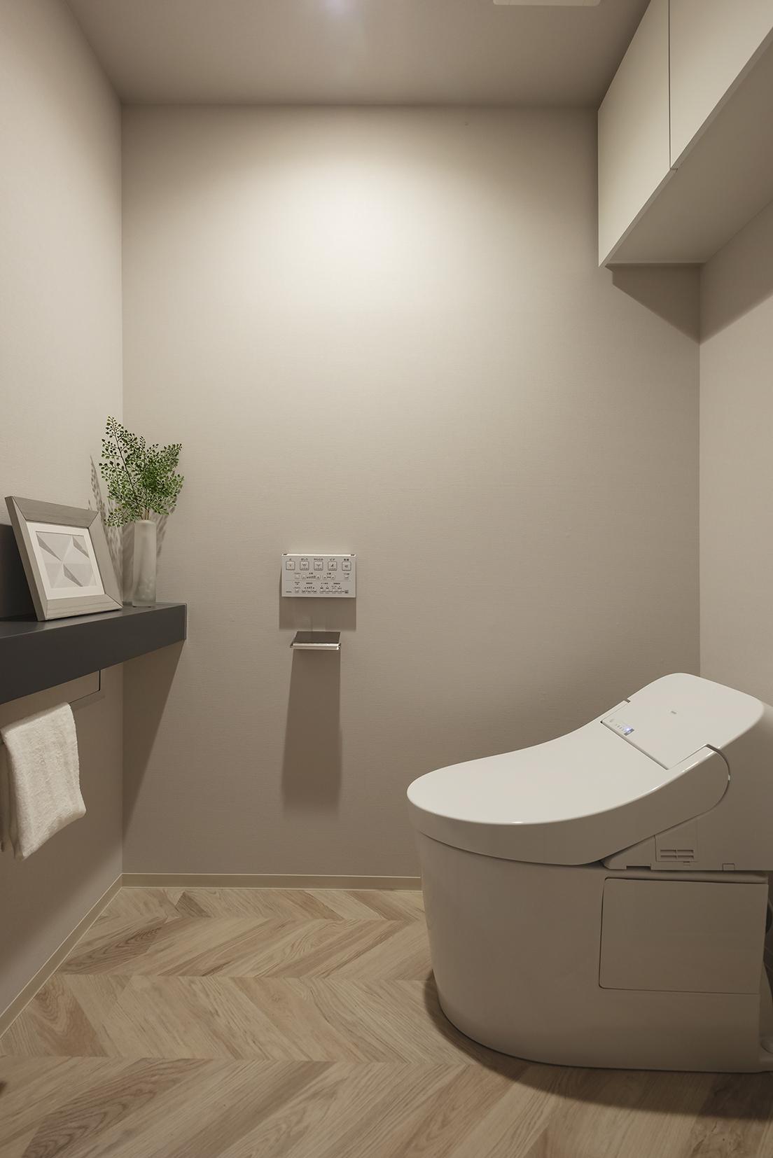 「WOOD GRAIN」のお風呂・洗面所・トイレ