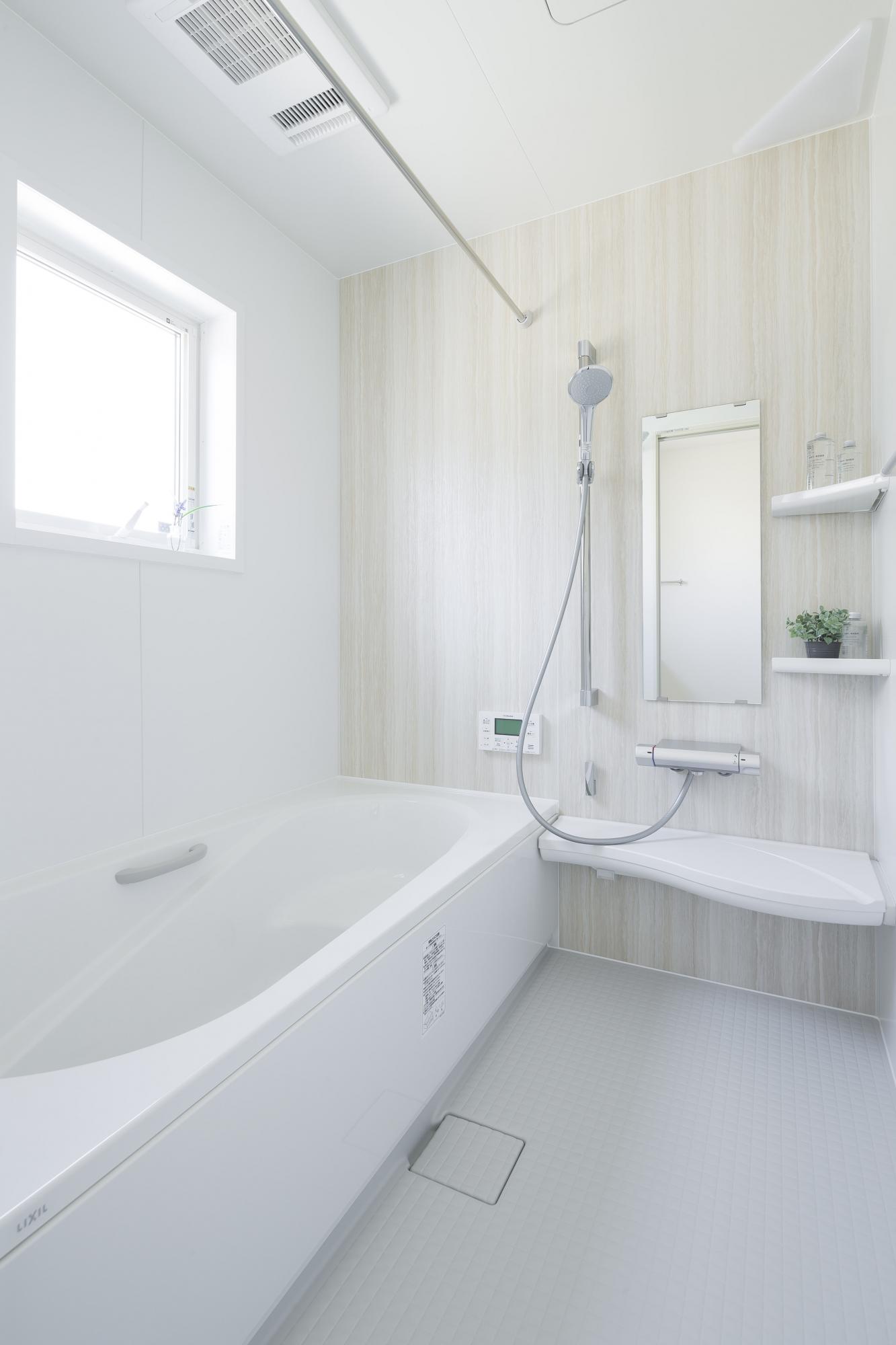 「高断熱・高気密×熱交換換気システムで、いつまでも安心して暮らせる平屋」のお風呂・洗面所・トイレ