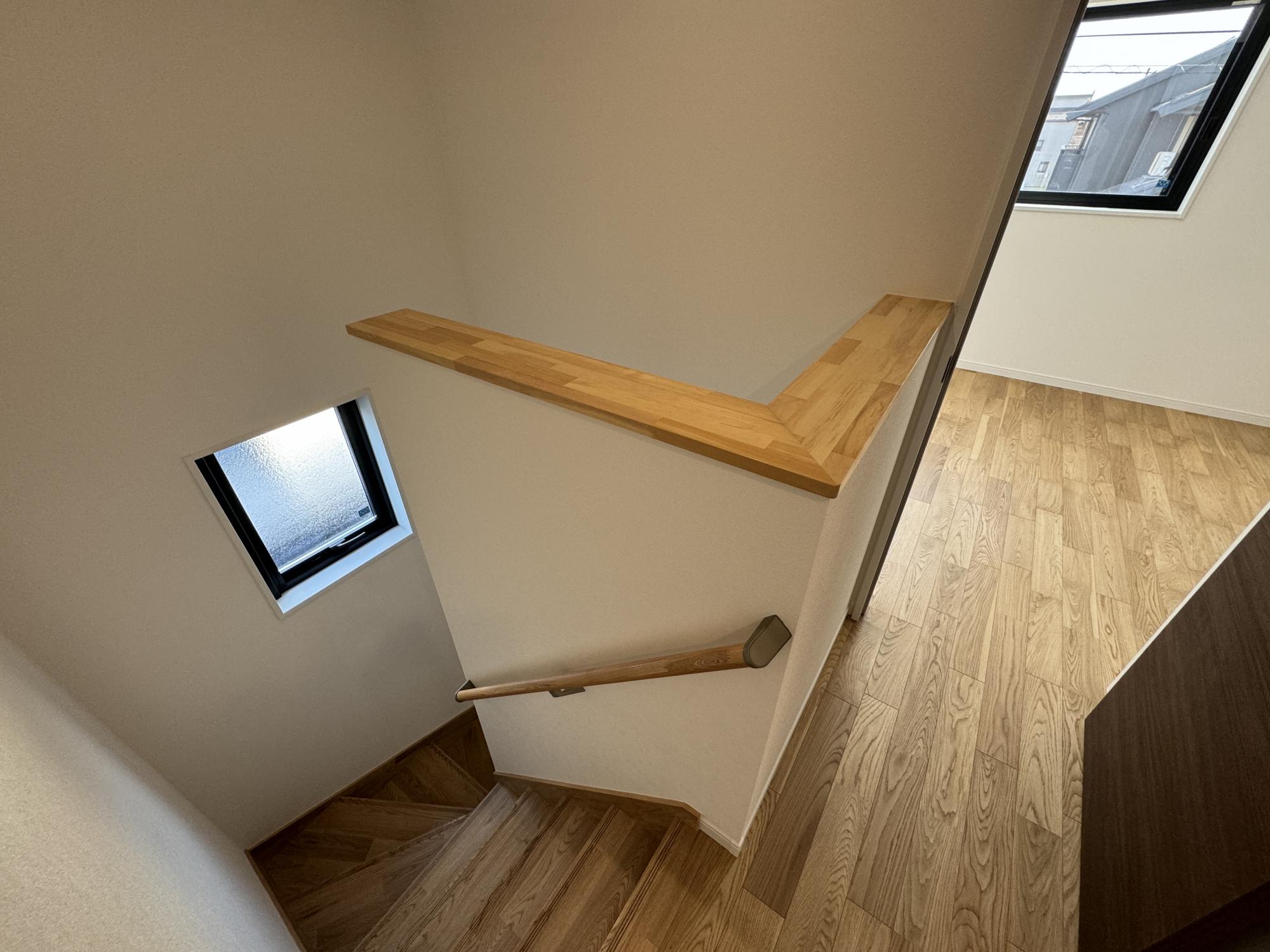 奥に見える子供室は吹き抜けでした