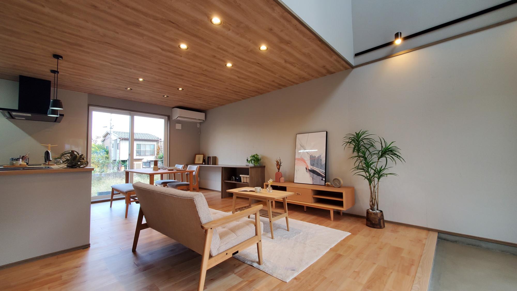 リビングダイニング