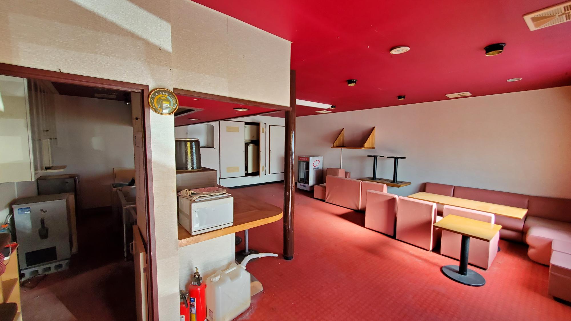 リビングダイニング