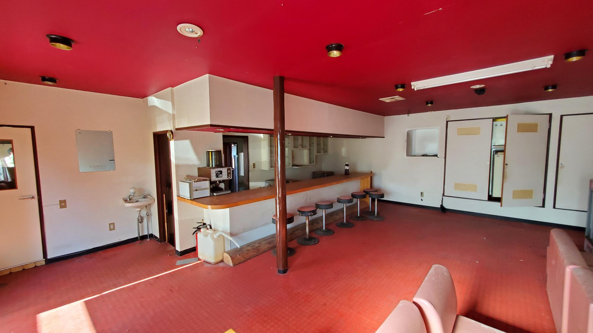 リビングダイニング