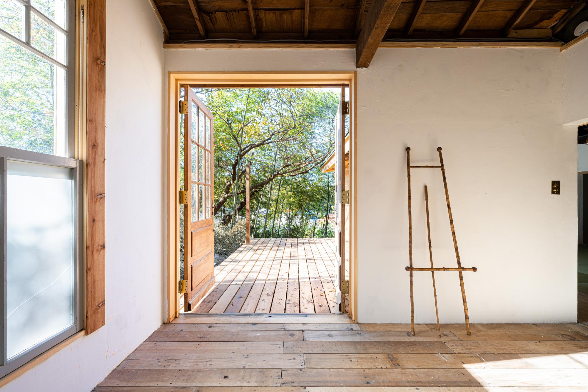 「KAMAKURA山の時を紡ぐ家」の寝室