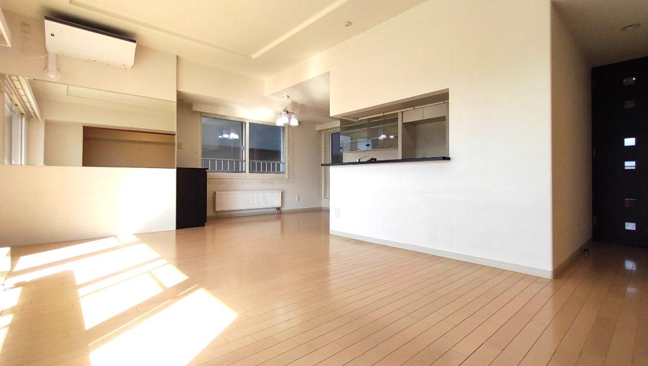 リビングダイニング