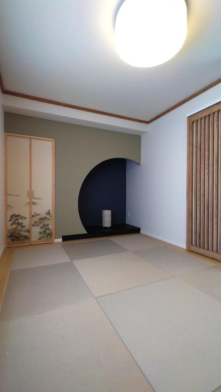 お琴教室を行う予定の和室。リビングに入らず和室に行ける動線がお気に入りの物件です！