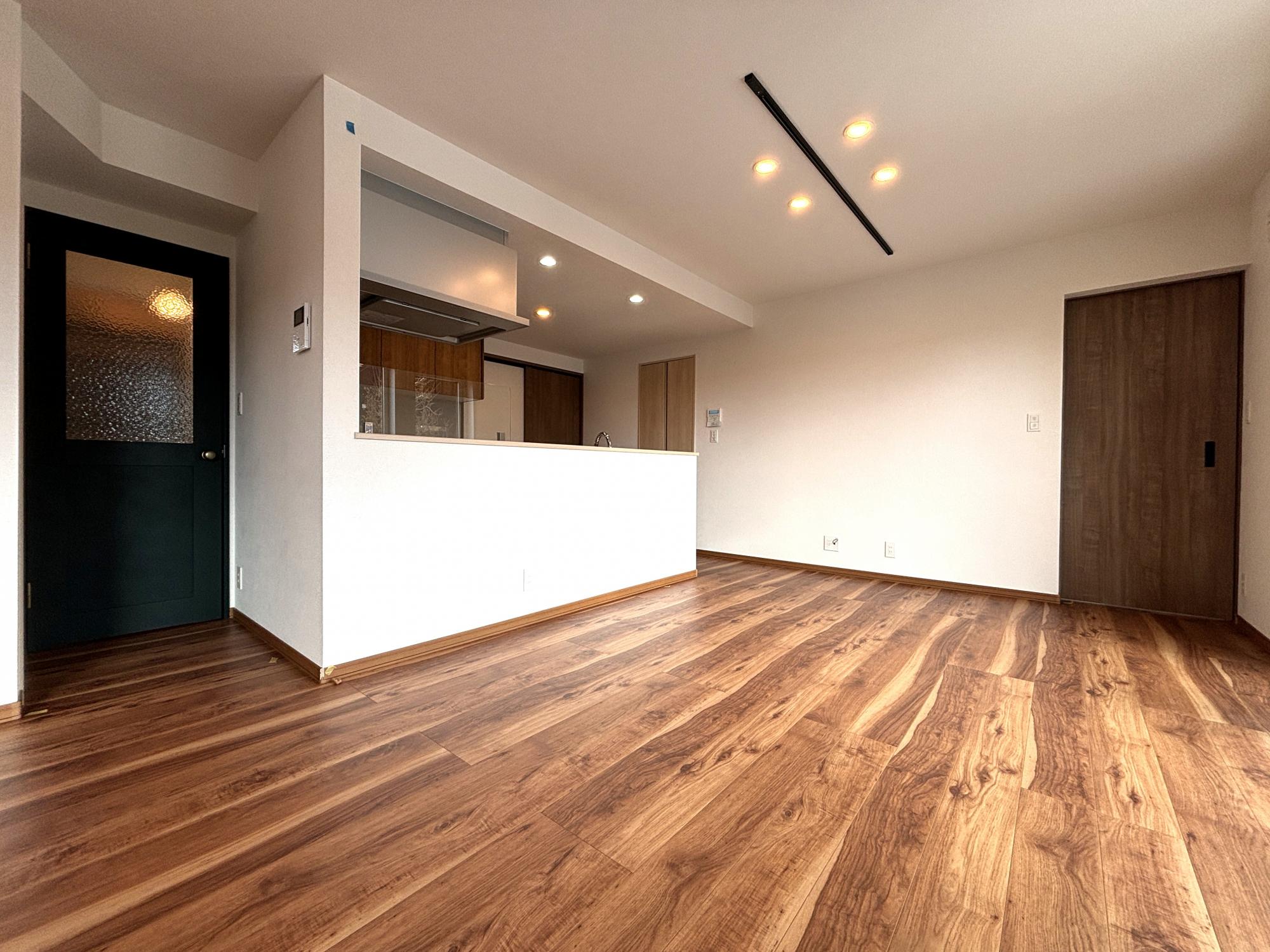 家族の会話も弾む対面キッチンへ♪