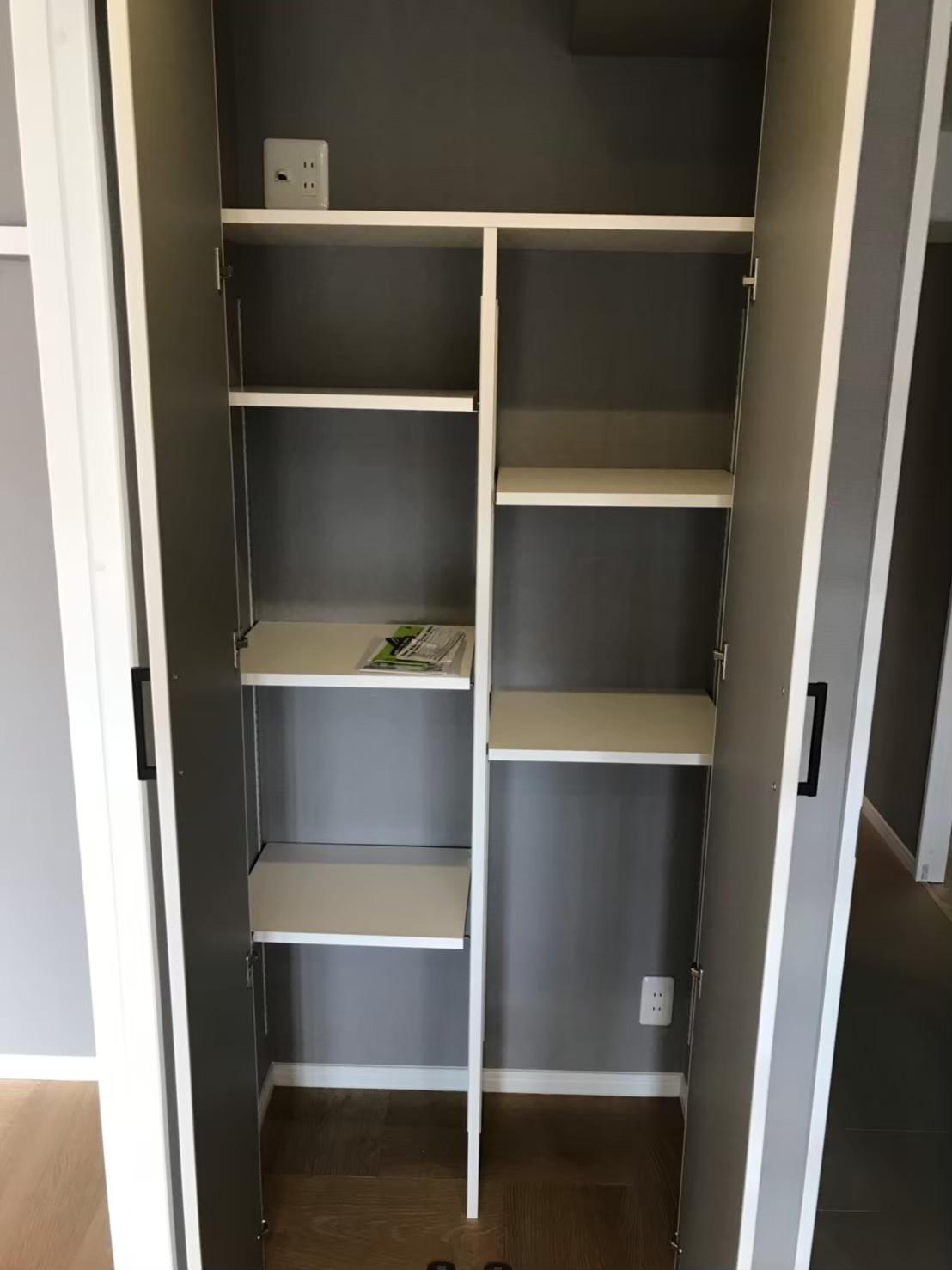 リノベーションならお手持ちの荷物を収納しやすいように工夫出来ます！