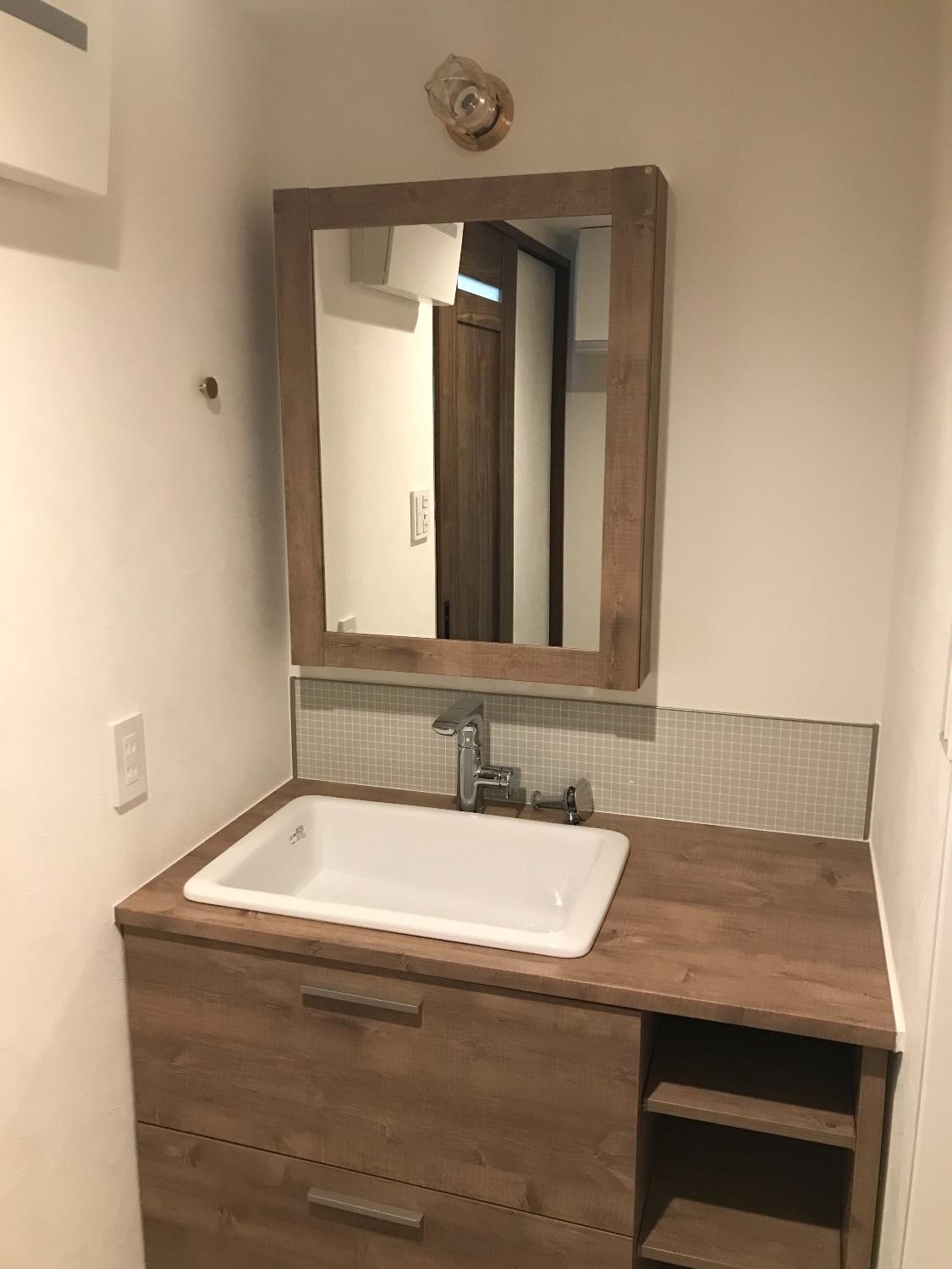 「家族の笑顔が自然と集まる♪　居心地の良いアメリカンスタイル！」のお風呂・洗面所・トイレ