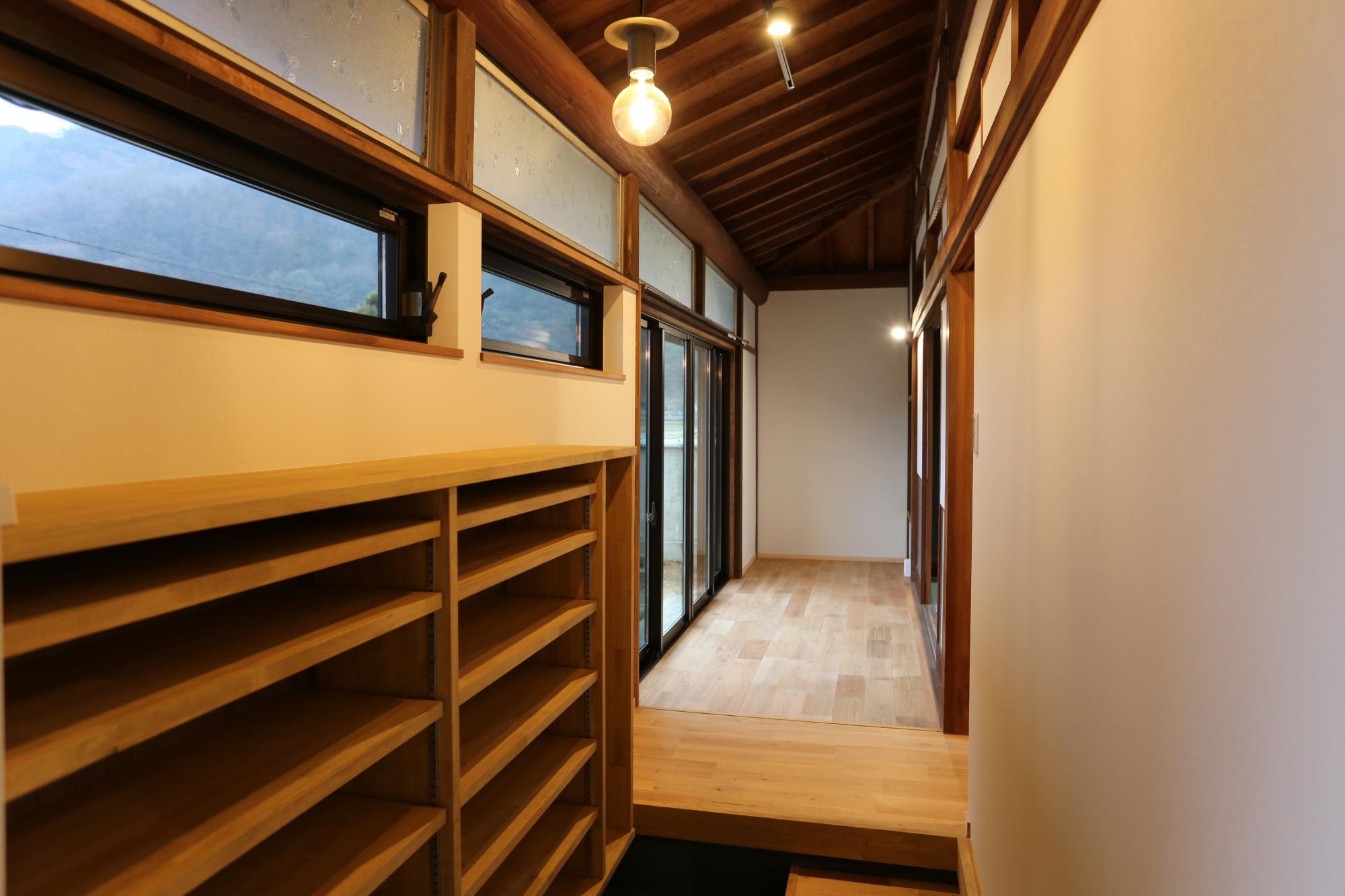 「林田」のリビングダイニング