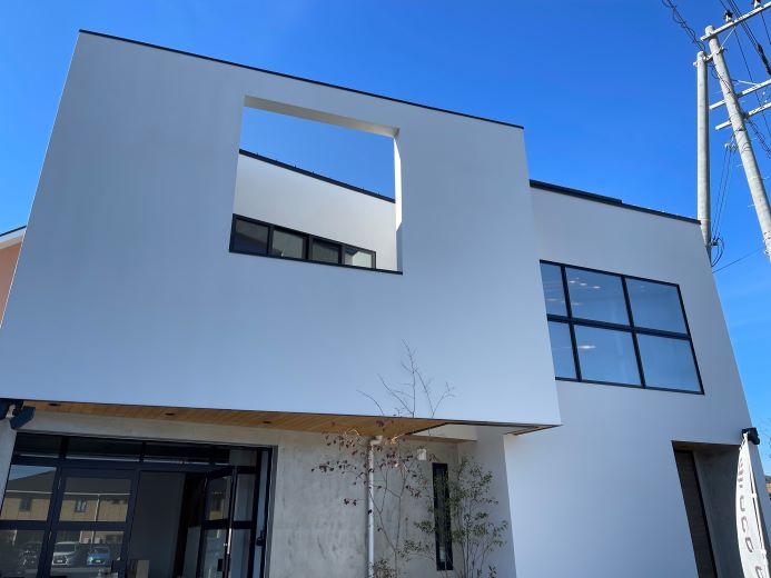 たつの市にモデルハウスがございます。こだわりの家事導線やおしゃれなだけでなく意味のあるデザイン、暮らしやすさをカタチにした等身大のモデルハウスをぜひ体感しに来てください。