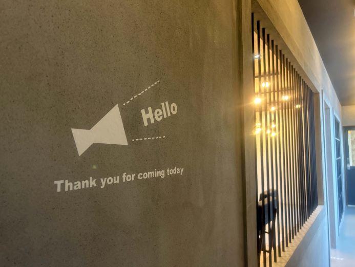 中古物件のリフォームをご検討の方には、自社物件を含む様々な物件をスムーズにご紹介し、一級建築士を交えた専門チームがご相談を承ります。3Dパースを用いて分かりやすいプランをご提案し、住宅診断で物件の現状を正確に確認することで、お客様の不安を解消します。不動産会社と建築会社の両面から、お客様の理想の家づくりを全力でサポートします。今お住まいの家をリフォームしたい方には、家の構造から土地の性質まで広い視野でご提案。経験豊富なスタッフが、お客様のこだわりを汲み取りながらプランニングを行い、ノウハウを活かした丁寧な施工を徹底。お客様の想像を超えるリフォームで、大切なマイホームの価値を高め、快適な暮らしのスタートをお手伝いします。