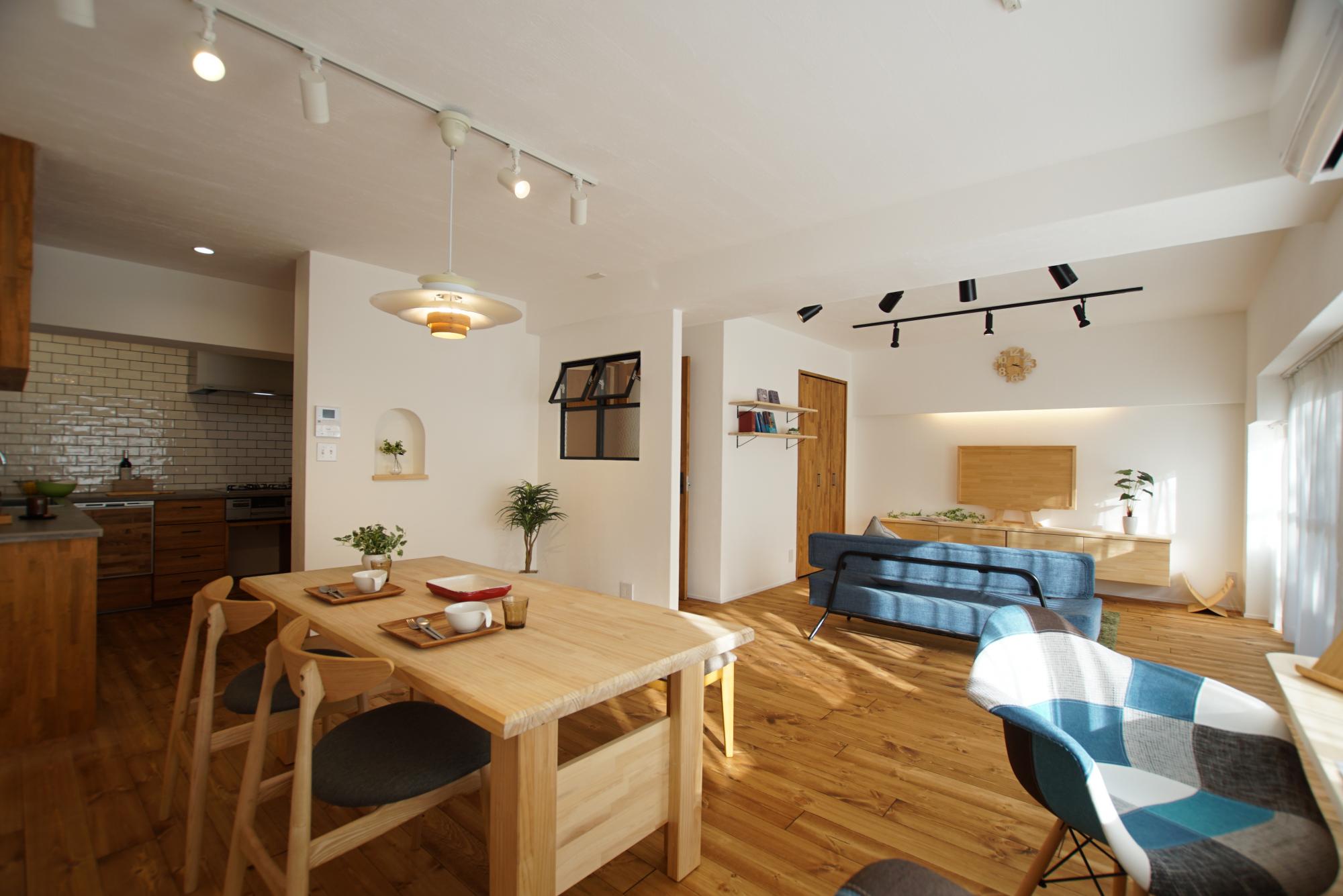 リビングダイニング