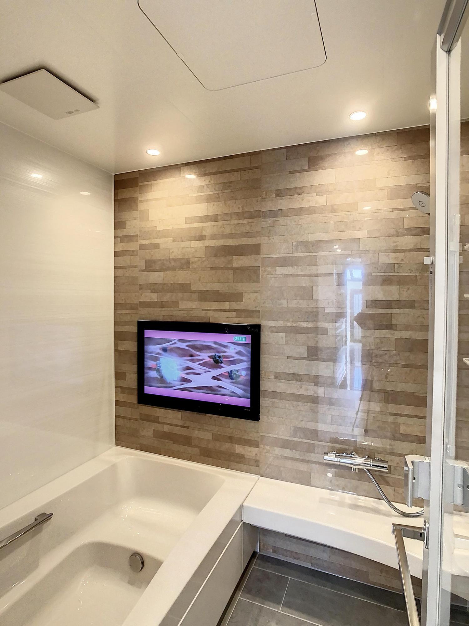 浴室もグレードアップし、最高ランクのスパージュを採用。ゆったりと豊かな時間が過ごせるバスルーム。