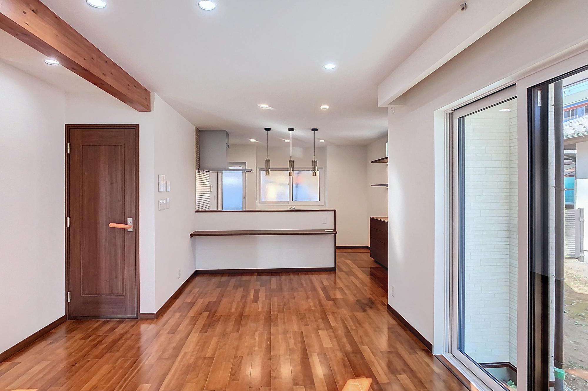 リビングダイニング